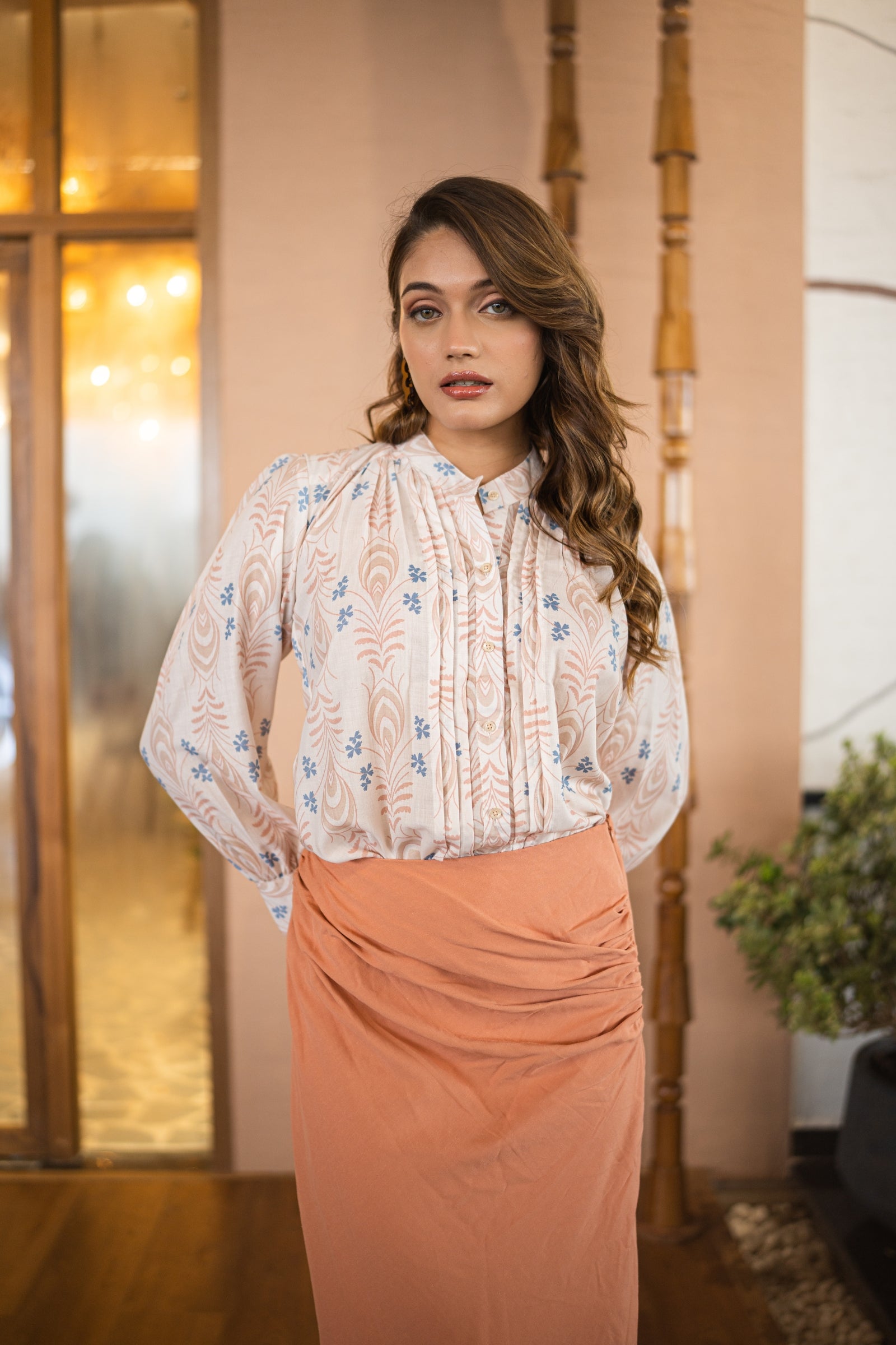 Soft Feather Drift Pleats shirts