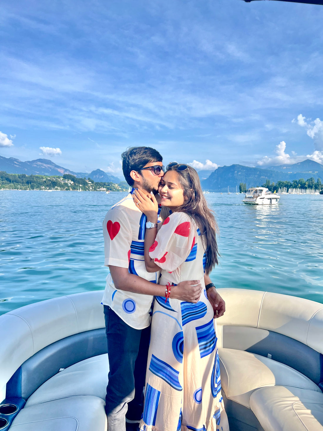 Geometric heart couple set